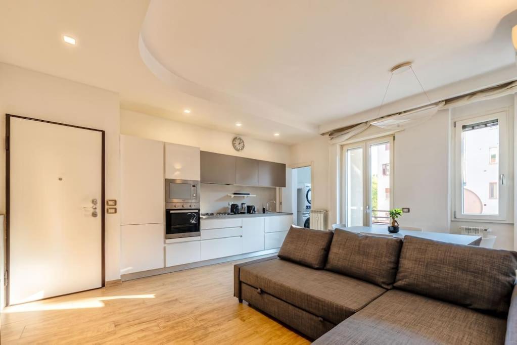 Apt. Linate - Duomo A 10 Minuti Apartment Milano Ngoại thất bức ảnh
