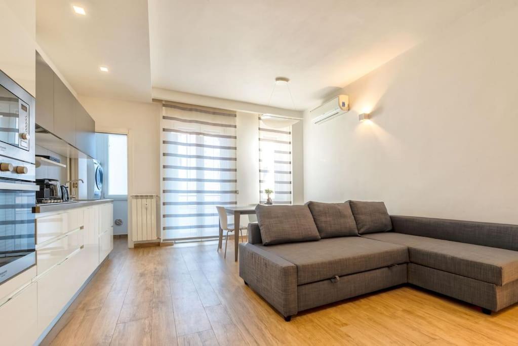 Apt. Linate - Duomo A 10 Minuti Apartment Milano Ngoại thất bức ảnh