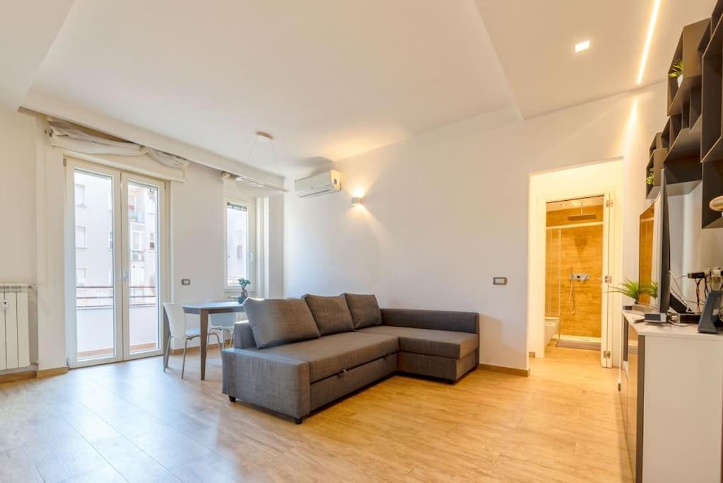 Apt. Linate - Duomo A 10 Minuti Apartment Milano Ngoại thất bức ảnh